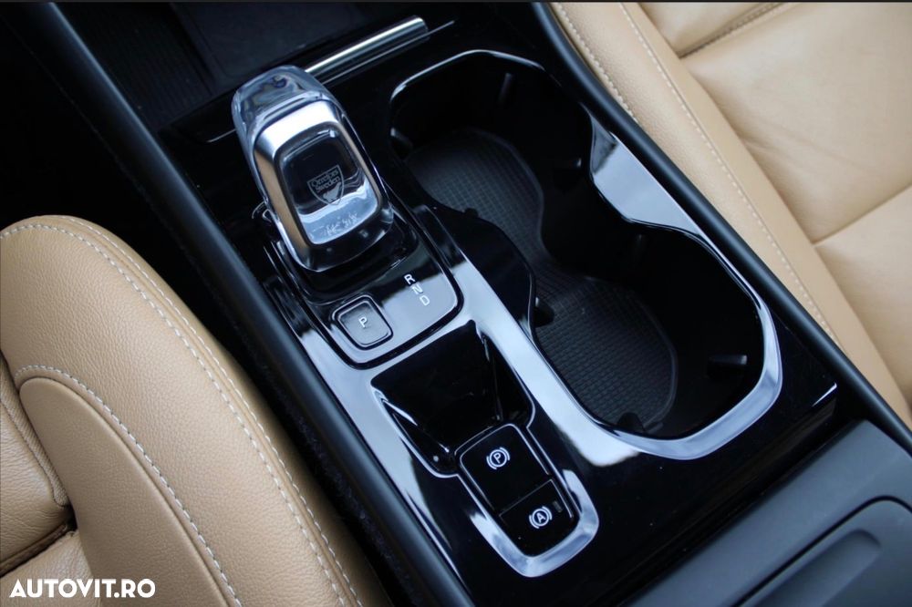 Volvo XC 40 D3 AWD Inscription - 6