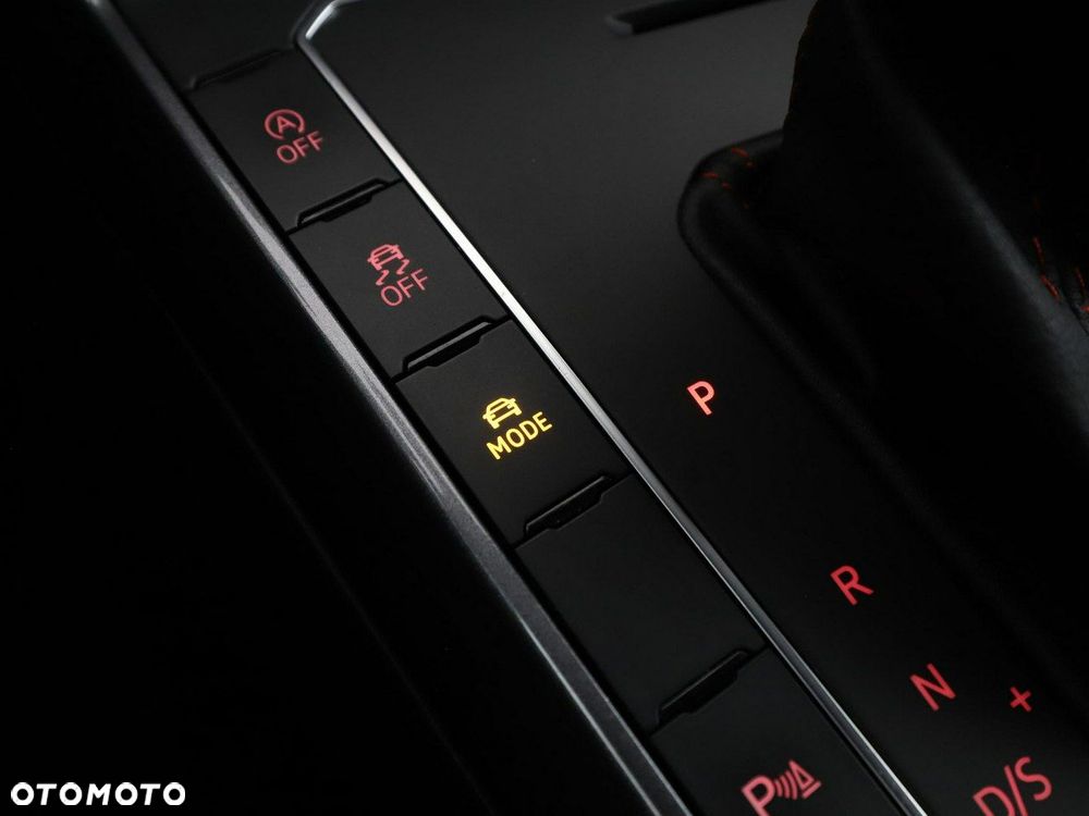 Volkswagen Polo 2.0 TSI GTI DSG - 29