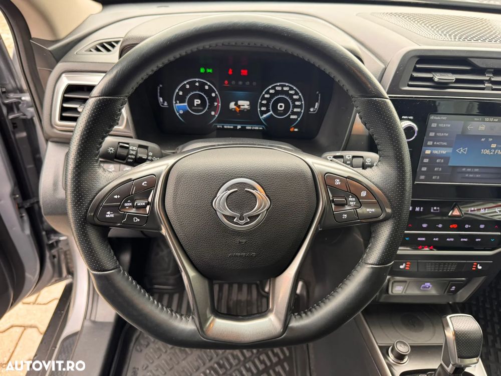 SsangYong Tivoli Grand - 24