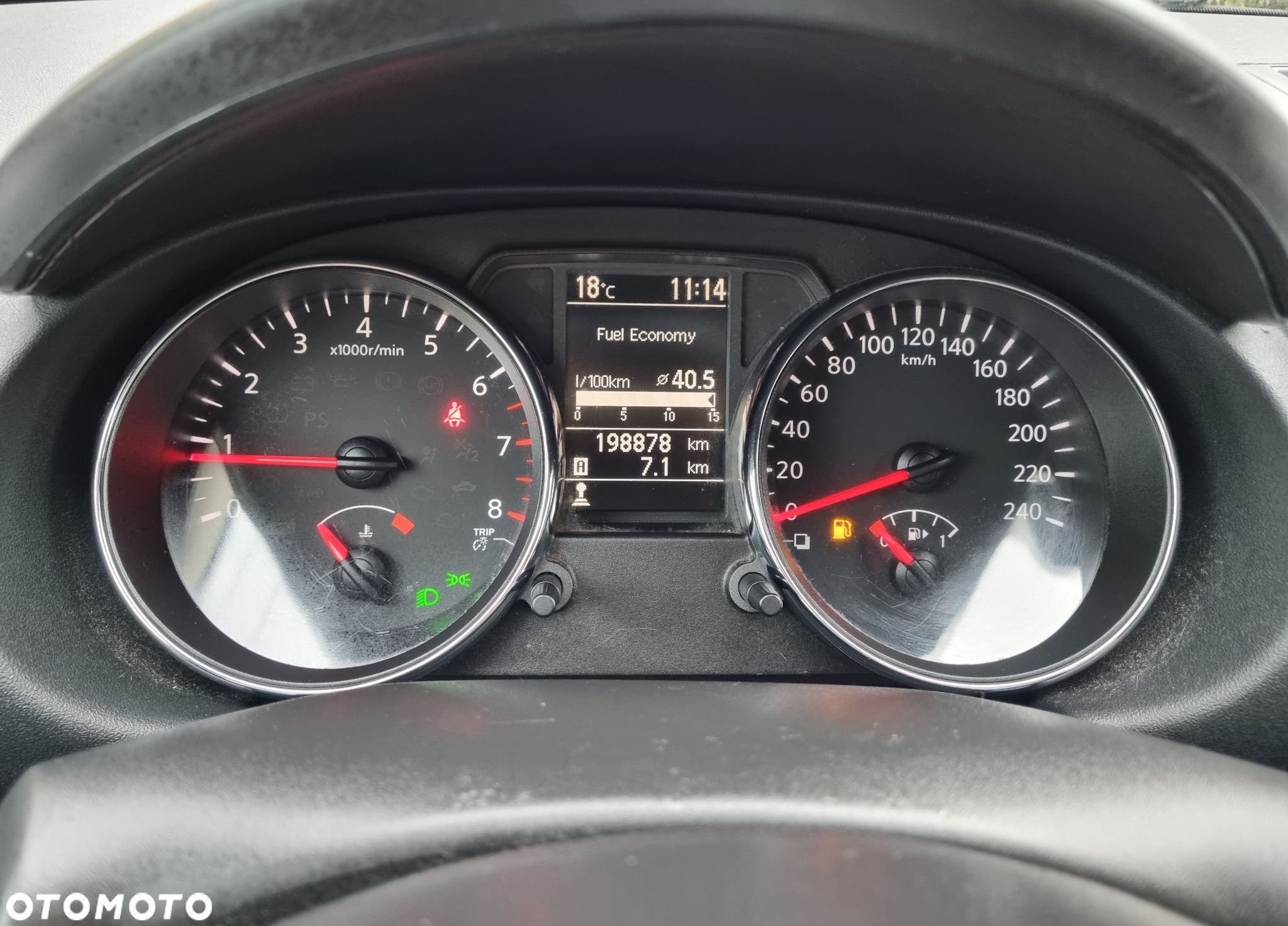 Nissan Qashqai 1.6 Acenta - 19