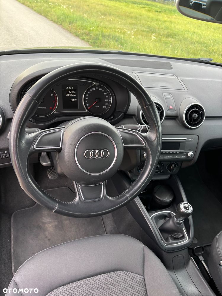 Audi A1 Sportback 1.0 TFSI ultra Design - 17