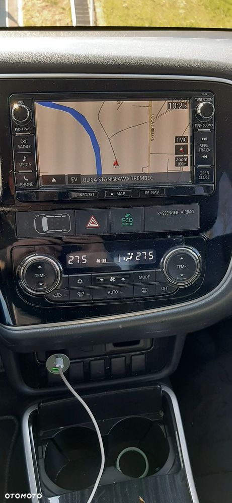 Mitsubishi Outlander 2.0 4WD Plus - 9