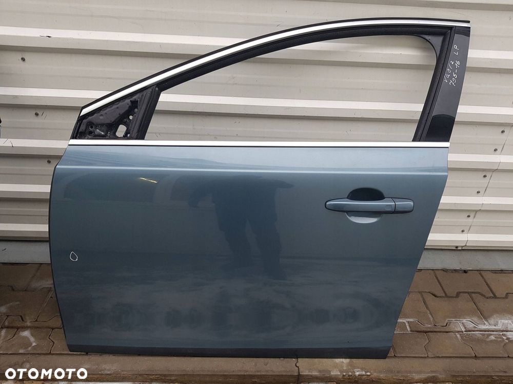 VOLVO V40 2 II 12-19r DRZWI LEWE PRZÓD PRZEDNIE 705-16
