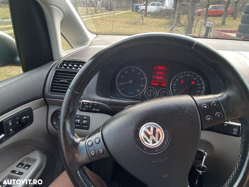 Volkswagen Touran 1.4 TSI United - 12