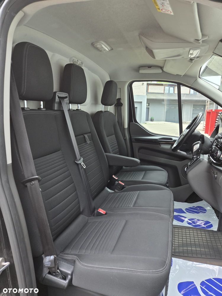 Ford Transit Custom - 11