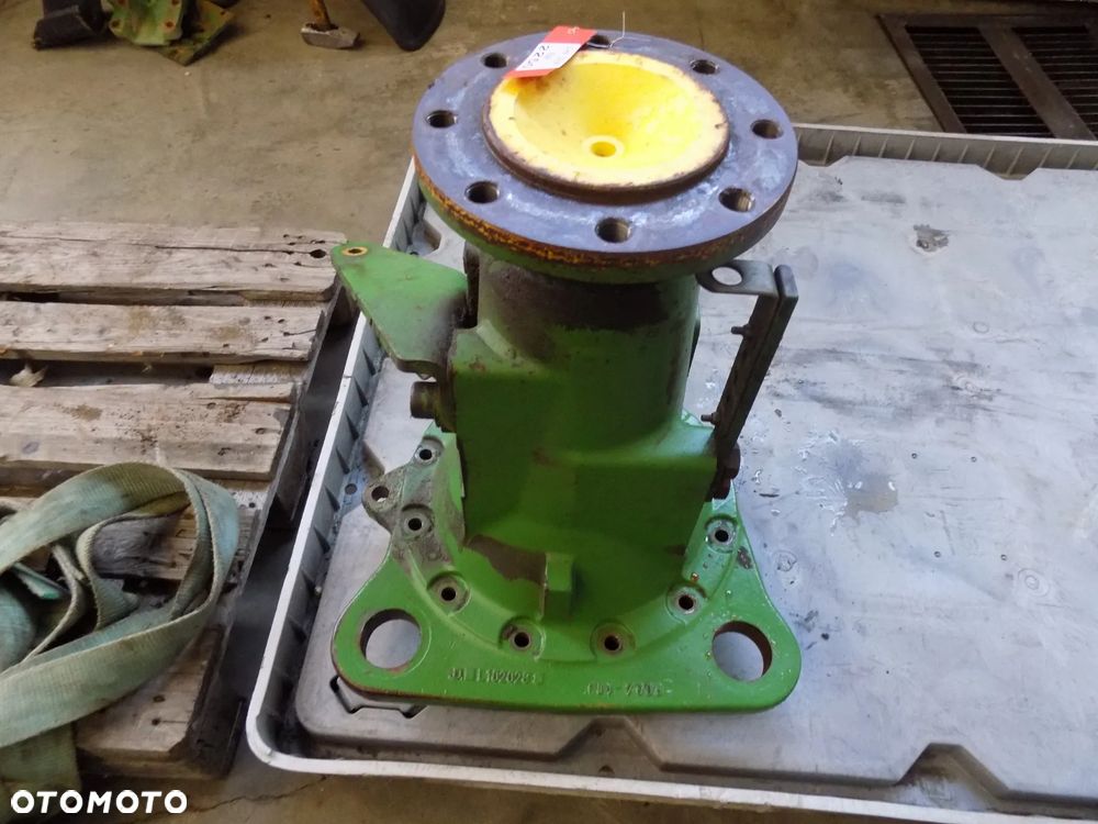 Silnik John Deere 6600 6506 zaczep Wałek Wał rozdzielacz - 5