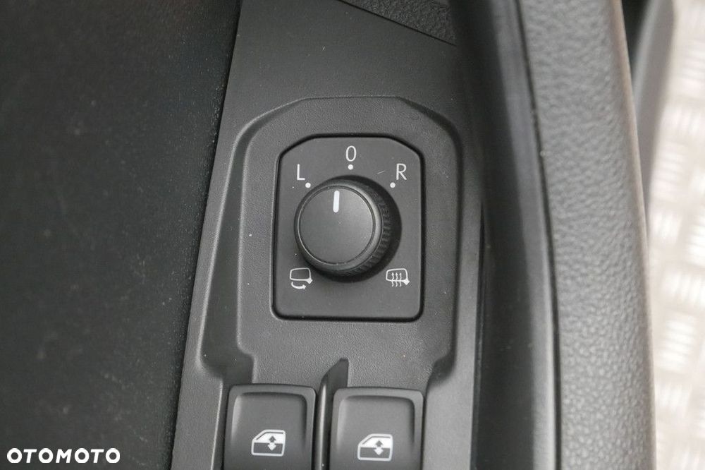 Skoda Karoq 1.5 TSI ACT Ambition DSG - 27