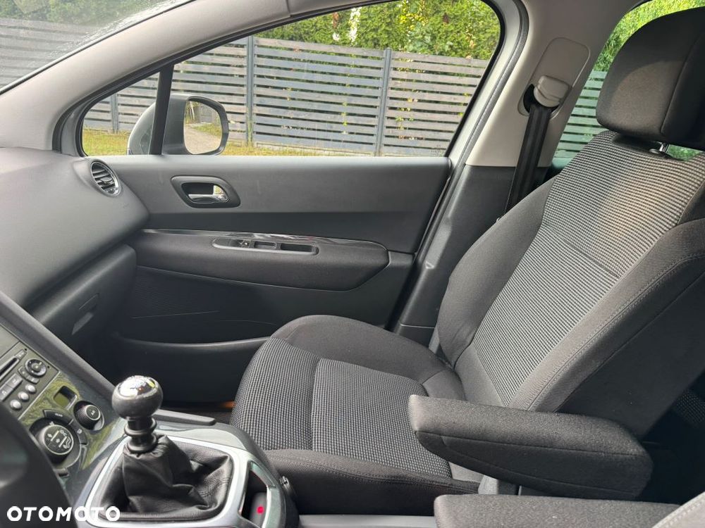 Peugeot 5008 2.0 HDi Premium - 34