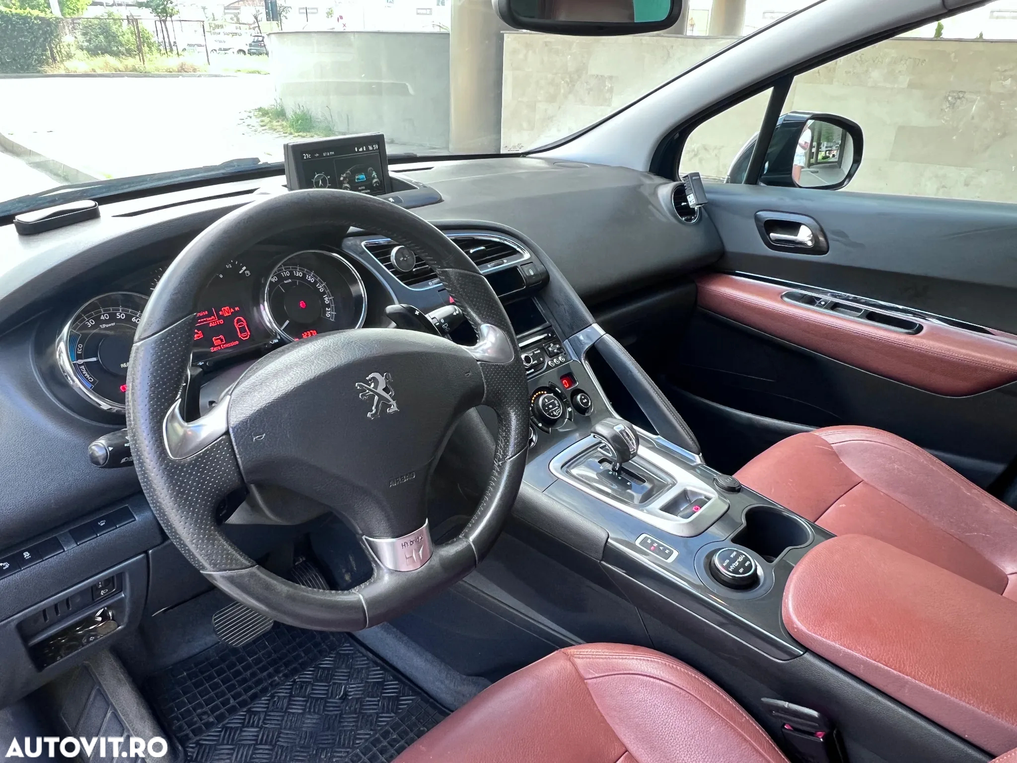Peugeot 3008 HYbrid4 2.0 HDI FAP BMP - 13