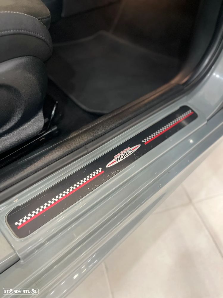 MINI 5 Portas One Aut. JCW - 7