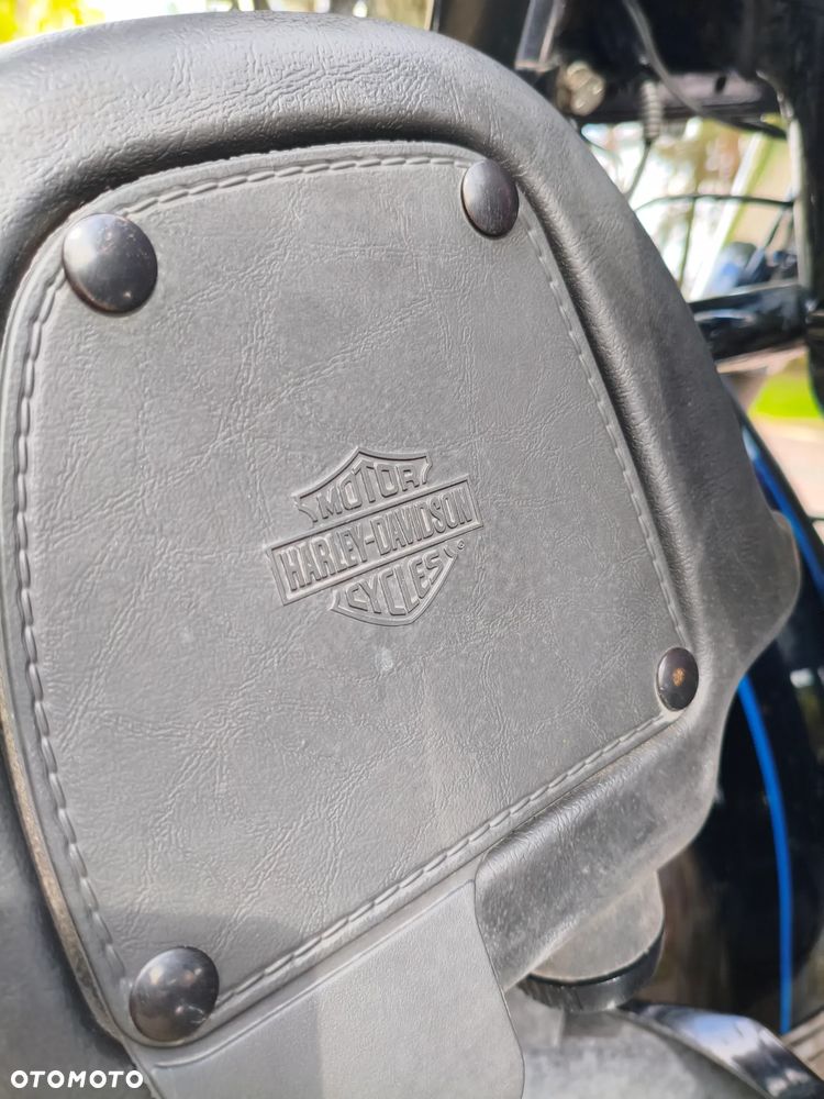 Harley-Davidson FLH Electra Glide - 27