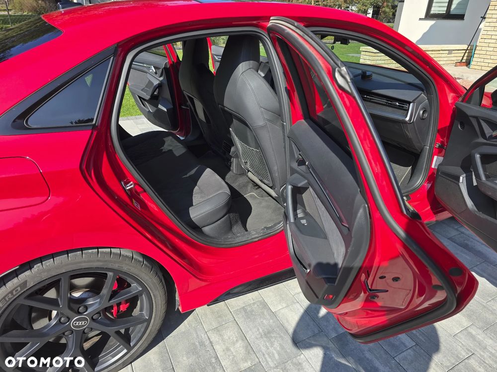 Audi RS3 Limousine - 14