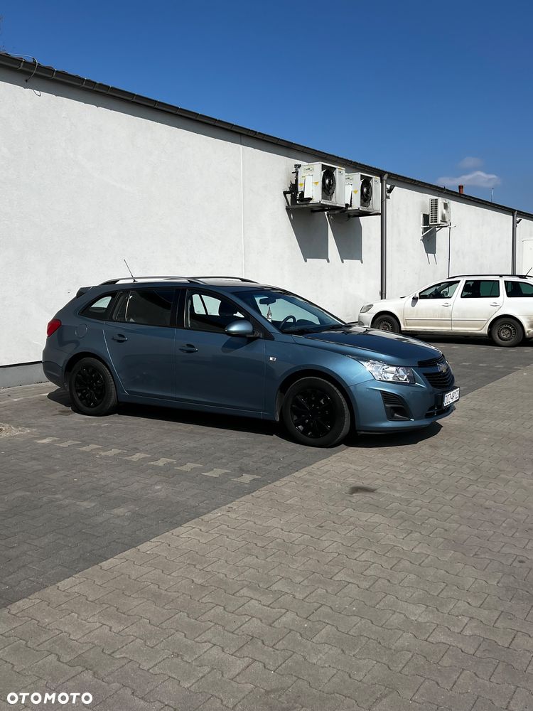 Chevrolet Cruze 1.6 LS - 9