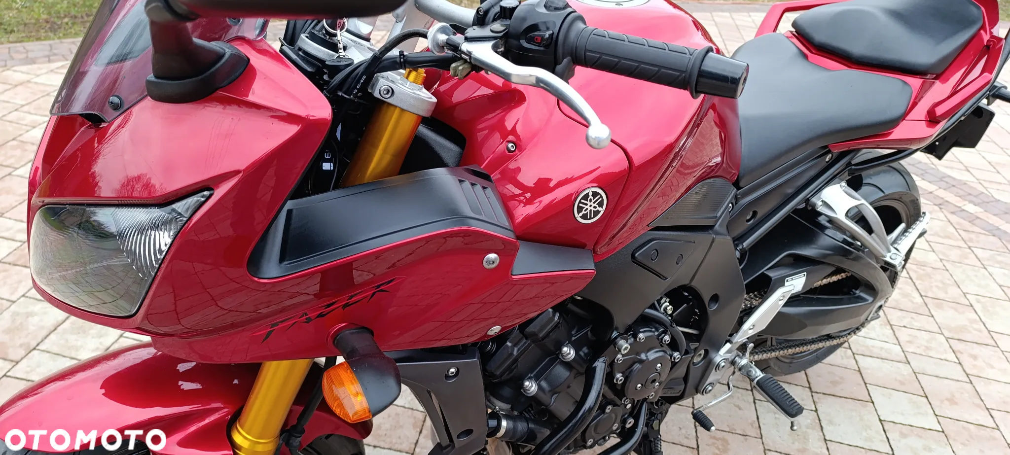 Yamaha FZ - 14