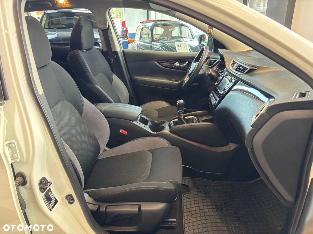 Nissan Qashqai - 36