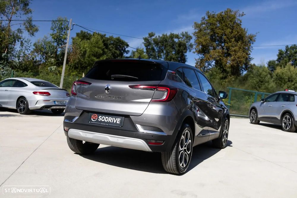 Renault Captur - 28