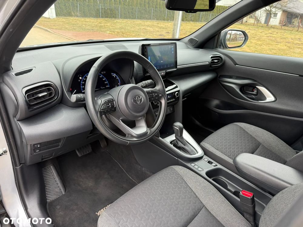 Toyota Yaris Hybrid 1.5 Style - 10