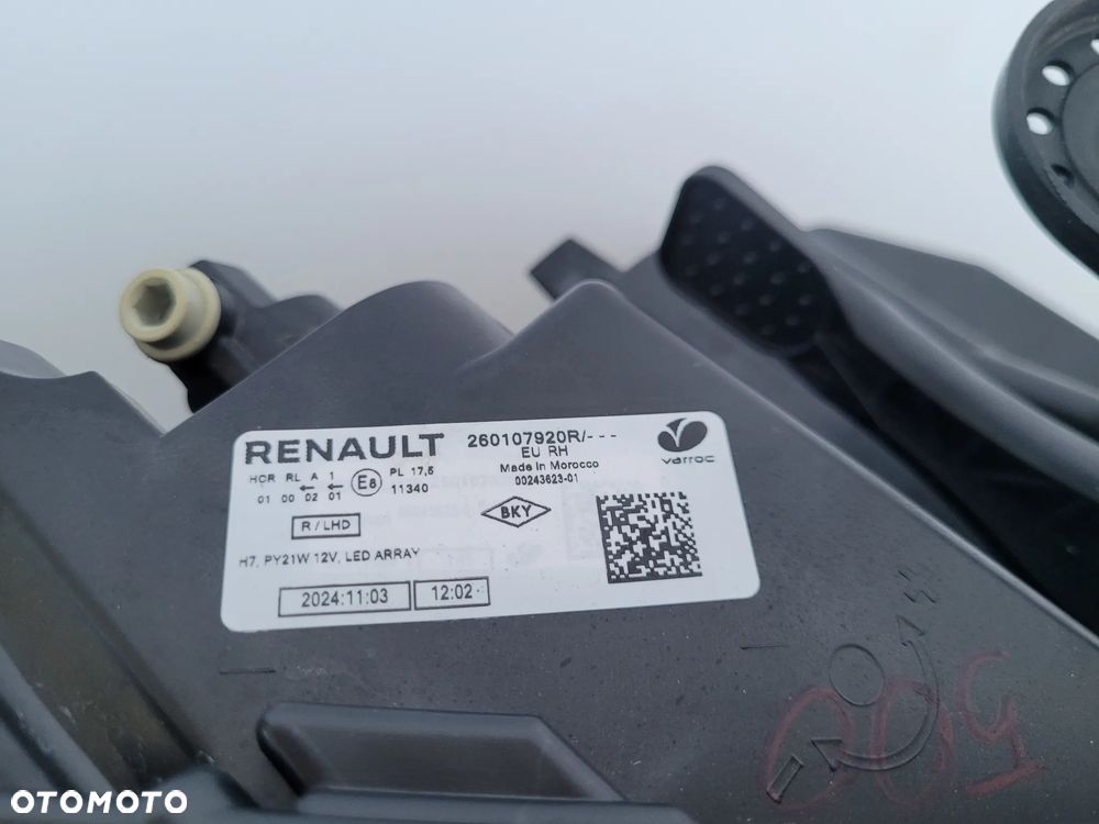 Dacia Sandero III lampa przód prawa full led biala - 7