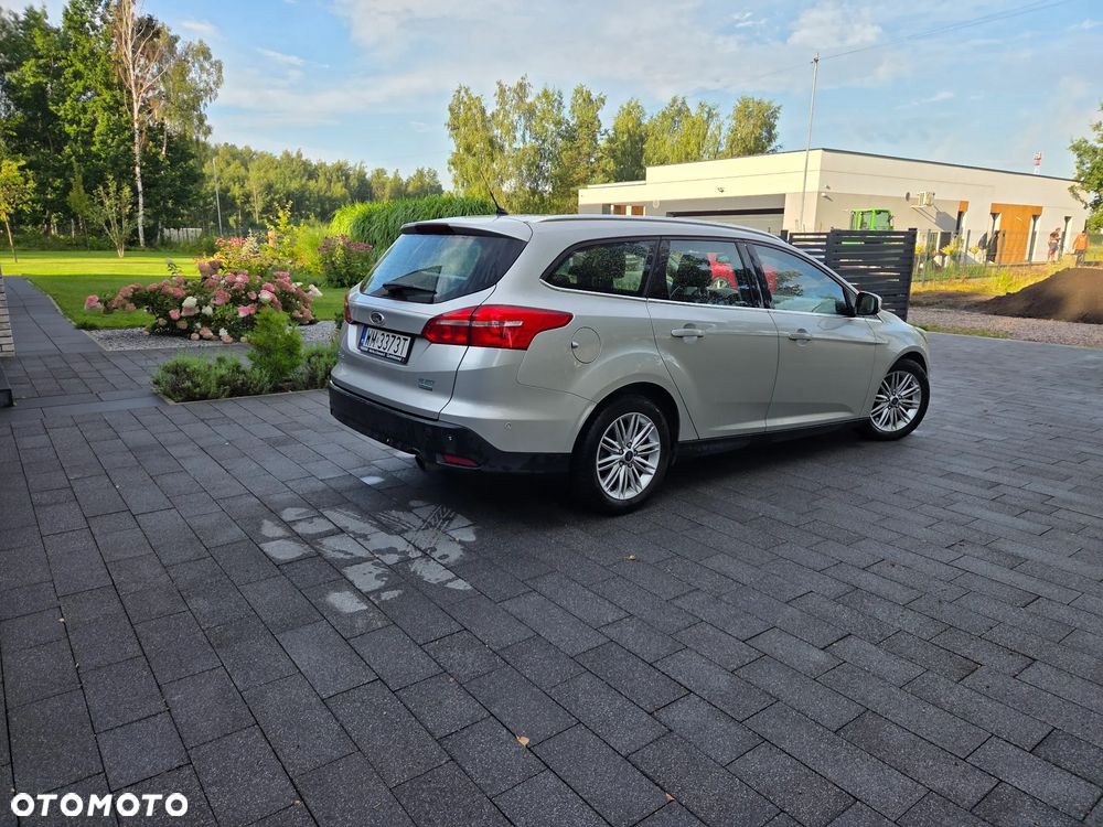Ford Focus 1.5 EcoBoost Titanium ASS PowerShift - 4