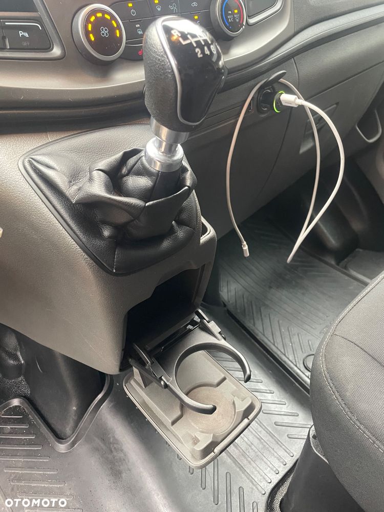 Ford Transit custom - 12