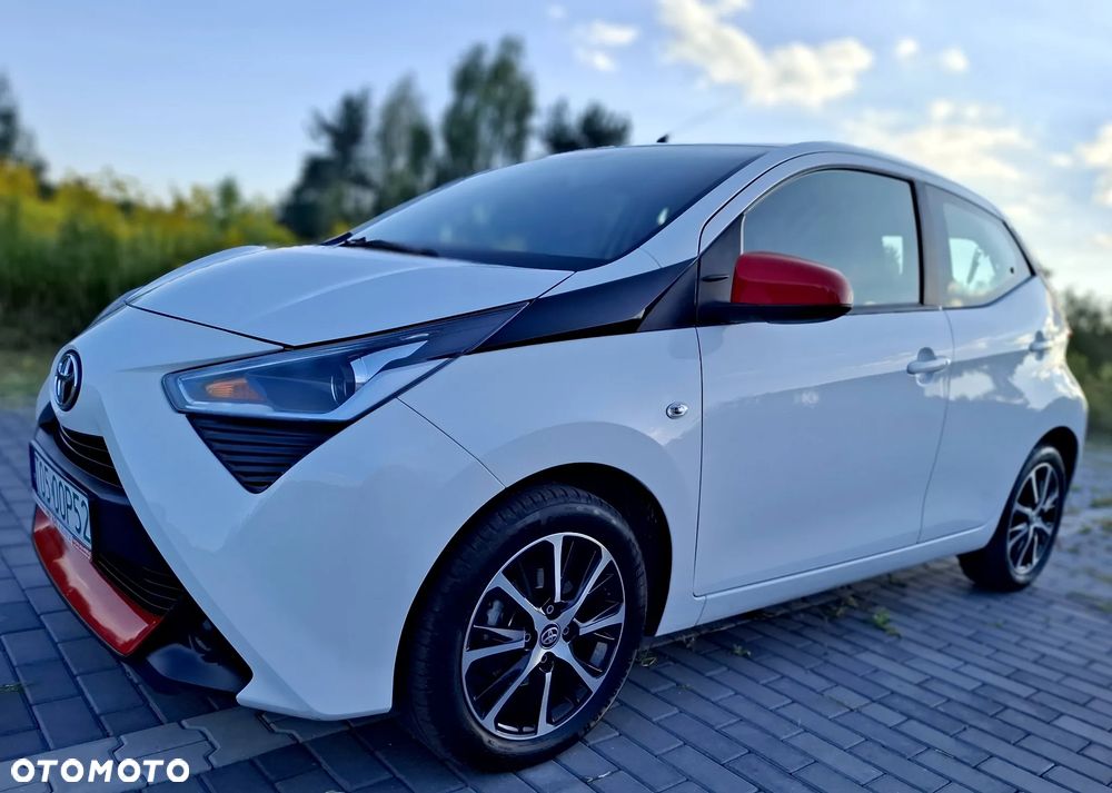 Toyota Aygo x-play connect - 18