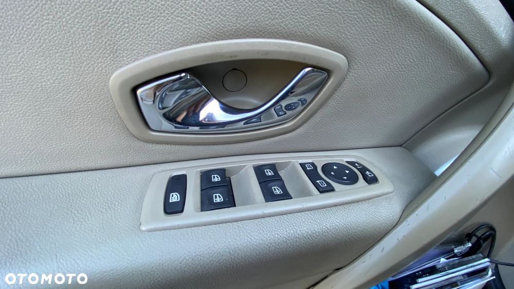 Renault Fluence - 15