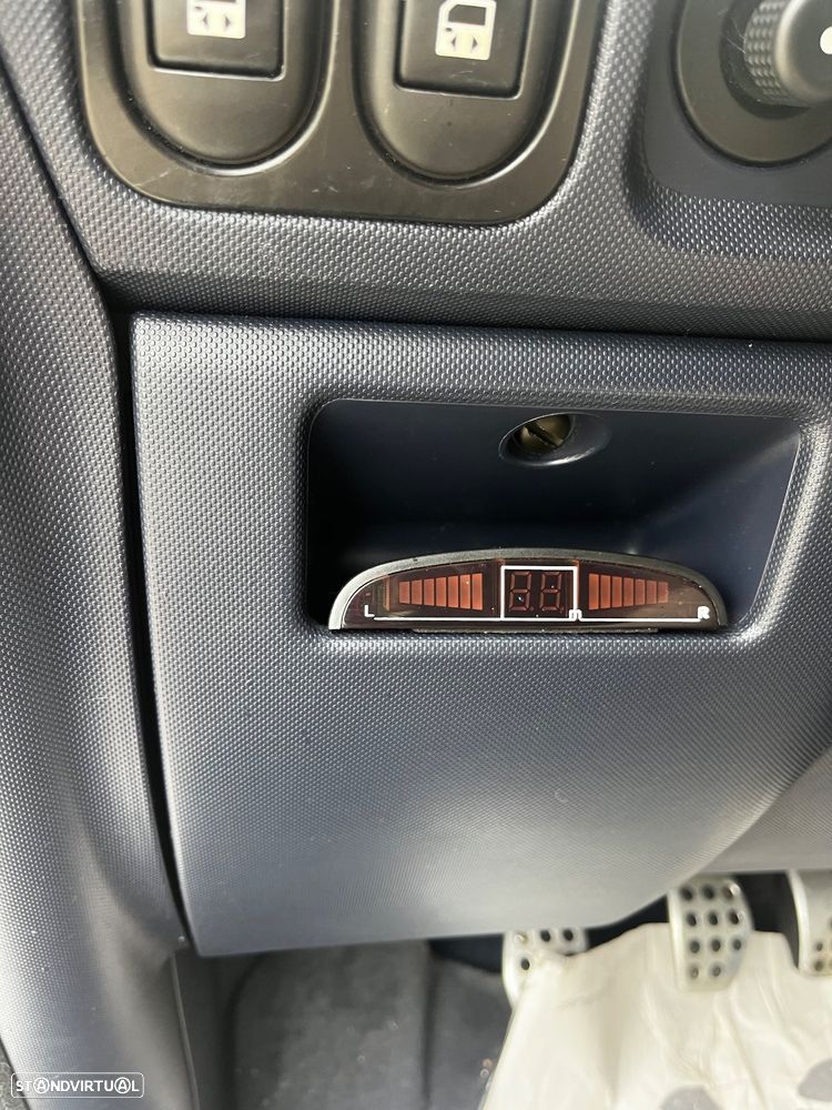 Peugeot 1007 1.4 HDi Sporty - 15