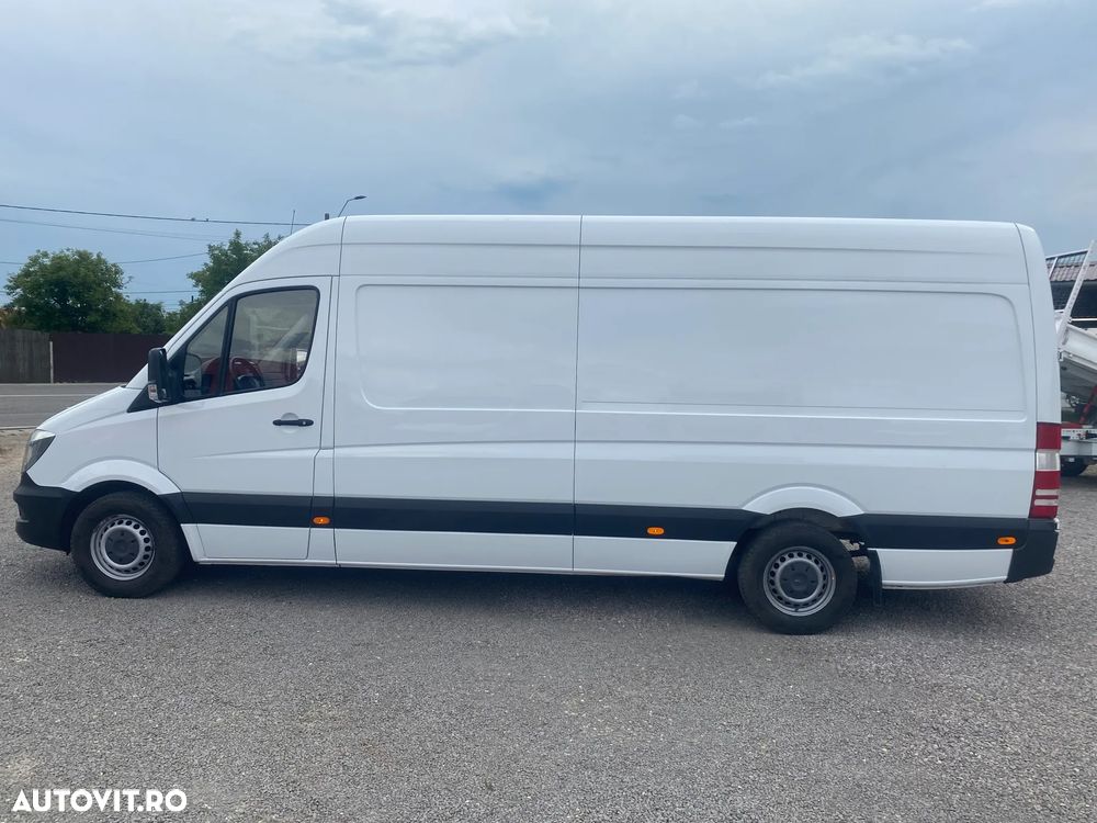 Mercedes-Benz Sprinter - 6