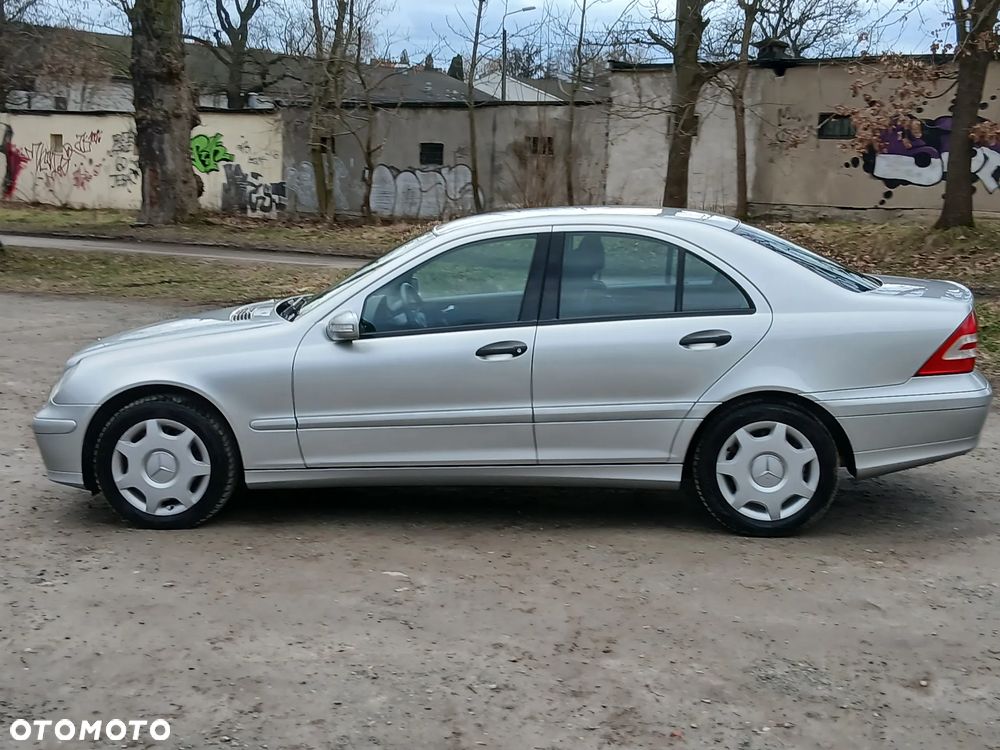 Mercedes-Benz Klasa C 180 Kompressor Classic Starline - 5