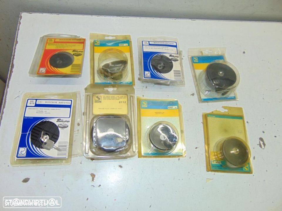 Antigos tampões de gasolina - 1