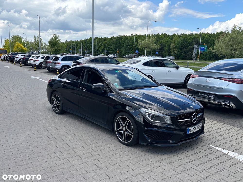 Mercedes-Benz CLA 180 7G-DCT AMG Line - 1
