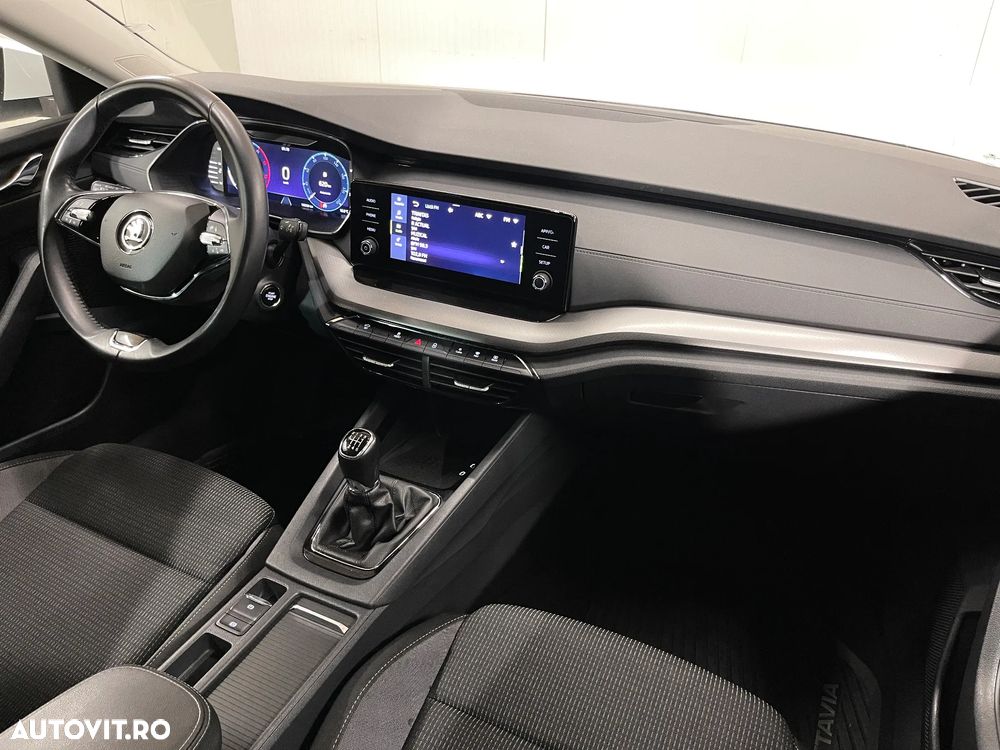 Skoda Octavia 2.0 TDI Ambition - 9