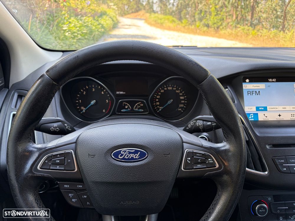Ford Focus SW 1.5 TDCi Titanium - 8