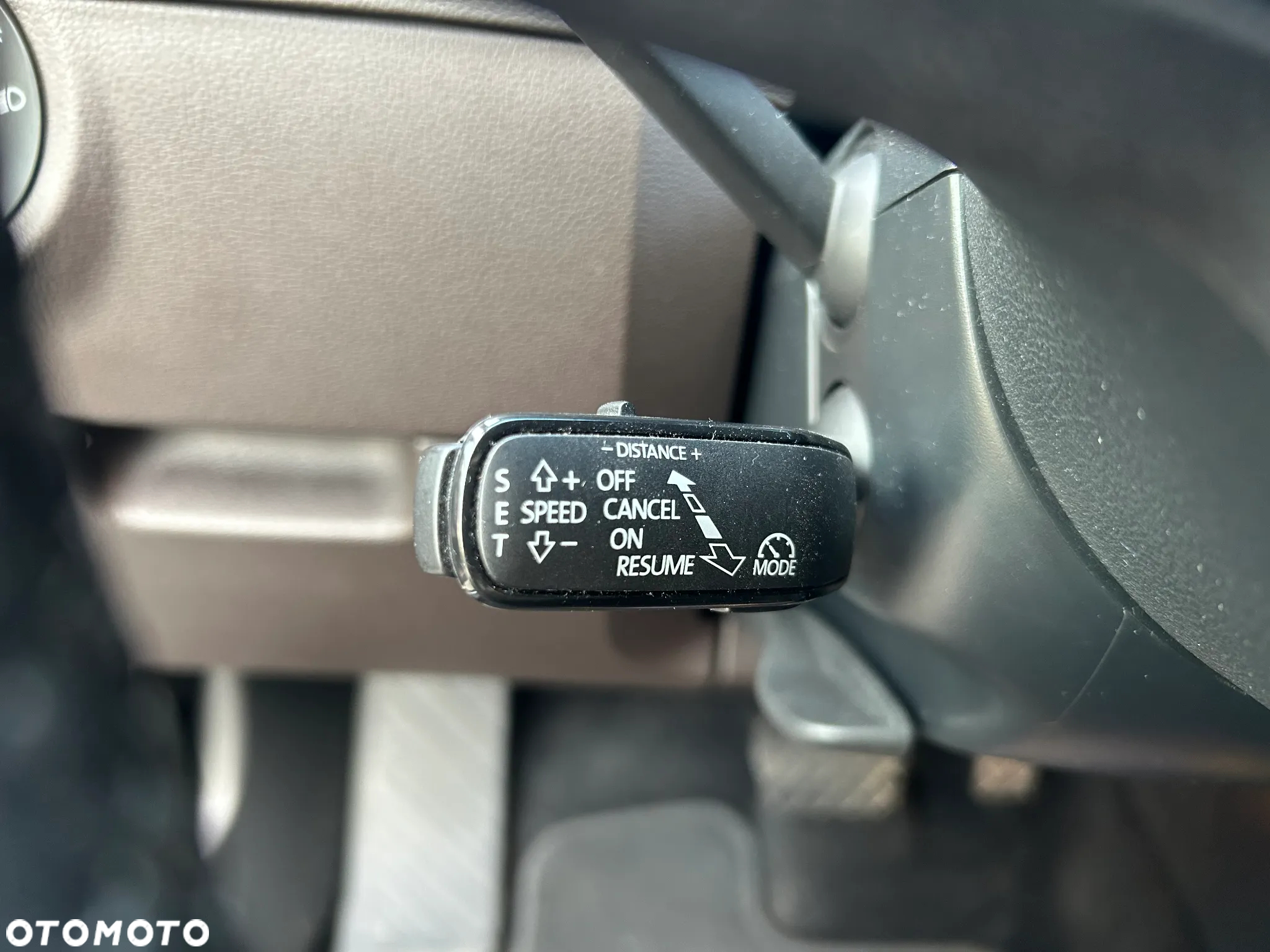 Skoda Octavia Combi 2.0 TDI 4x4 DSG L&K - 24