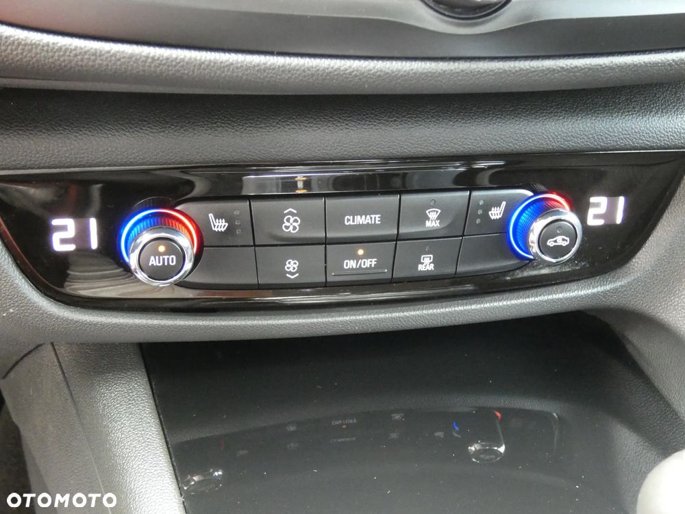 Opel Insignia Sports Tourer 1.6 Diesel Automatik Ultimate - 25