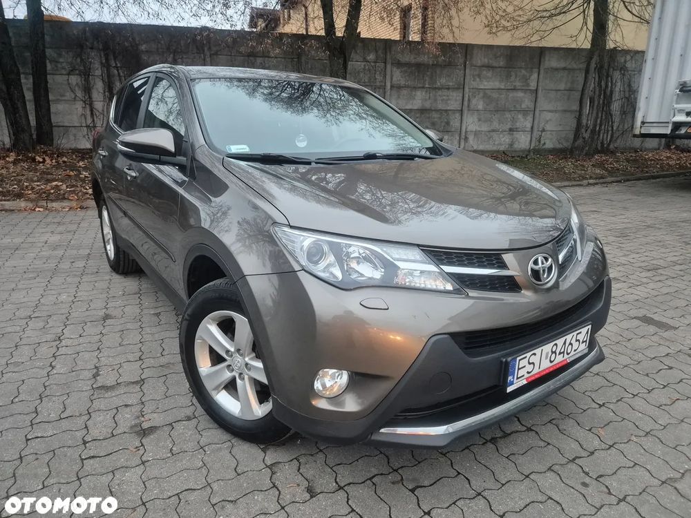 Toyota RAV4 2.0 D-4D Active - 1