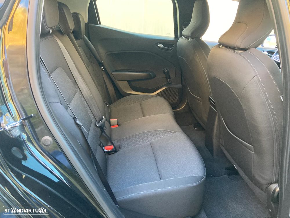 Renault Clio TCe 100 BUSINESS EDITION - 30