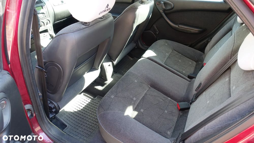 Citroën Xsara 1.6i SX - 7