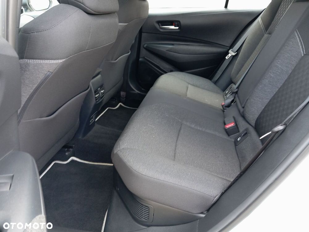 Toyota Corolla 1.8 Hybrid Comfort - 9