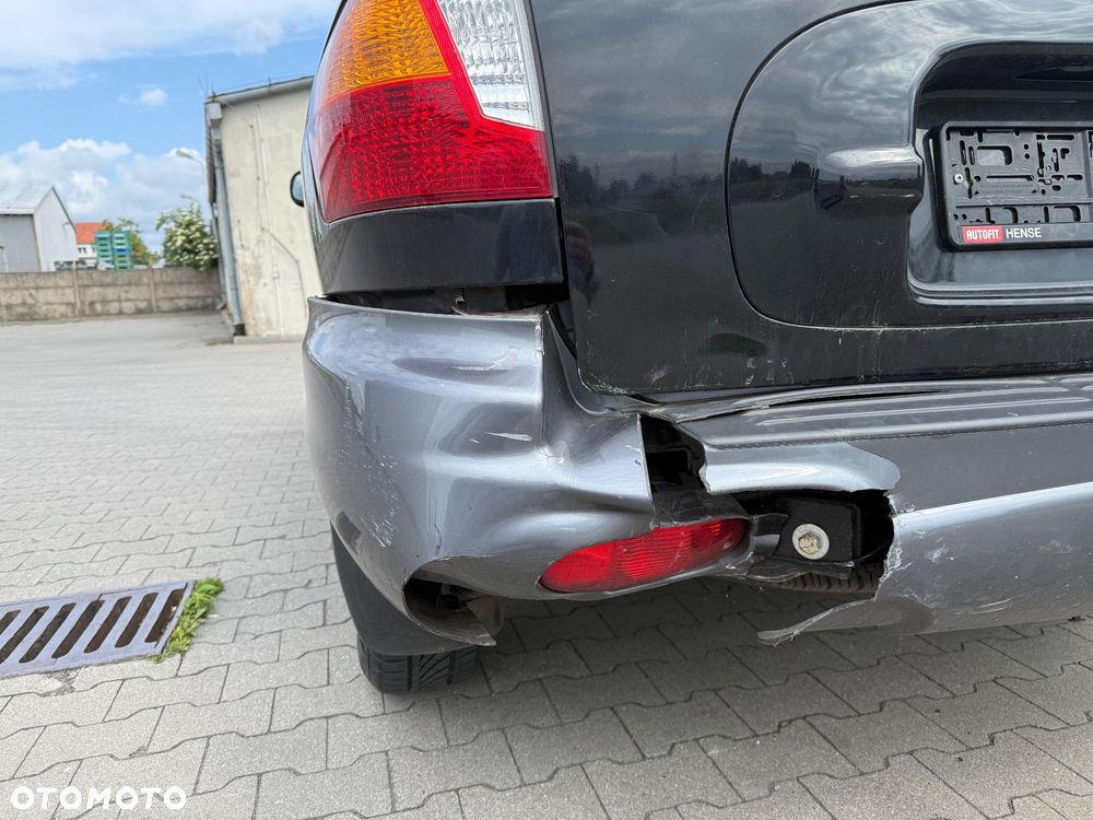 Hyundai Santa Fe 2.4 GLS 2WD - 7