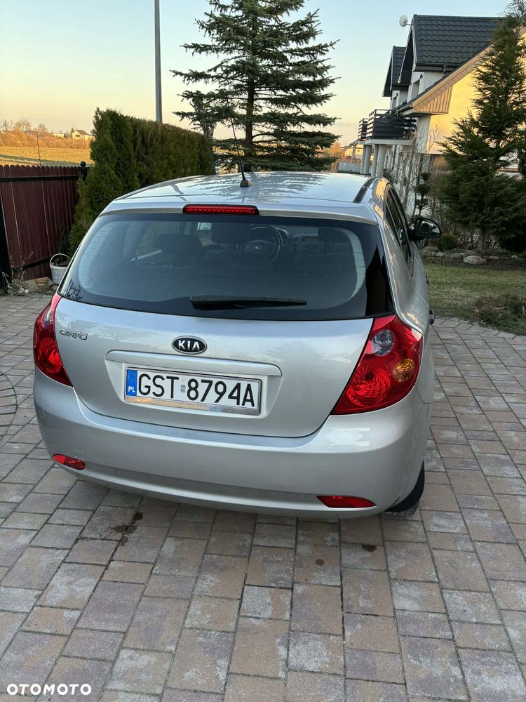Kia Ceed - 3