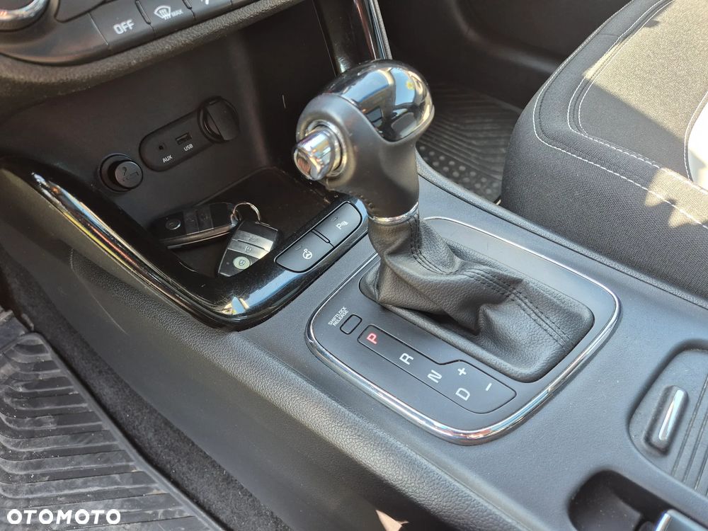 Kia Ceed 1.6 GDI L DCT - 20