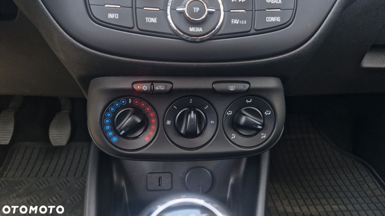 Opel Corsa - 22