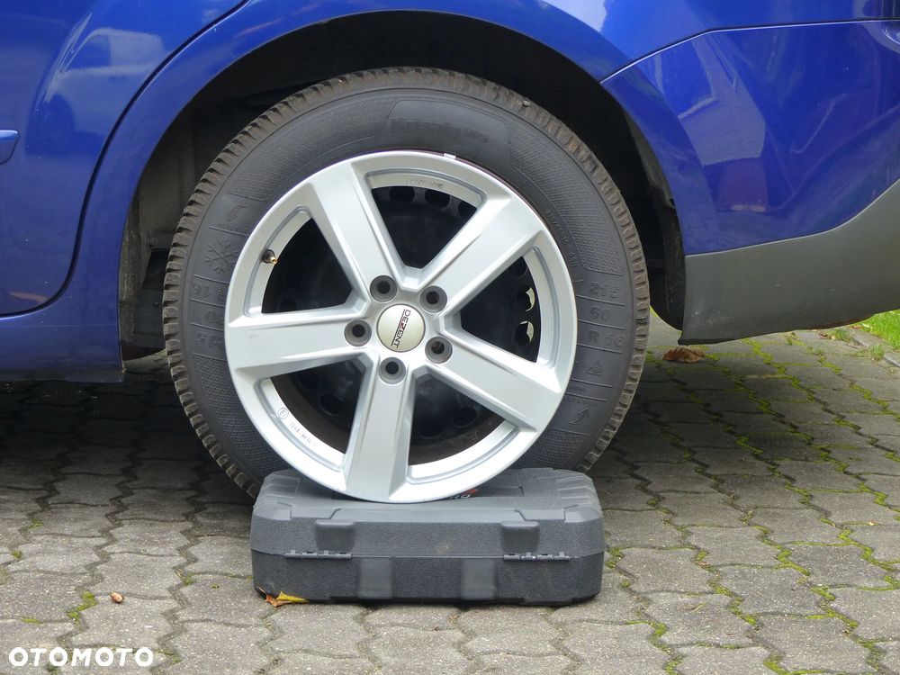 Ford S-Max - 22