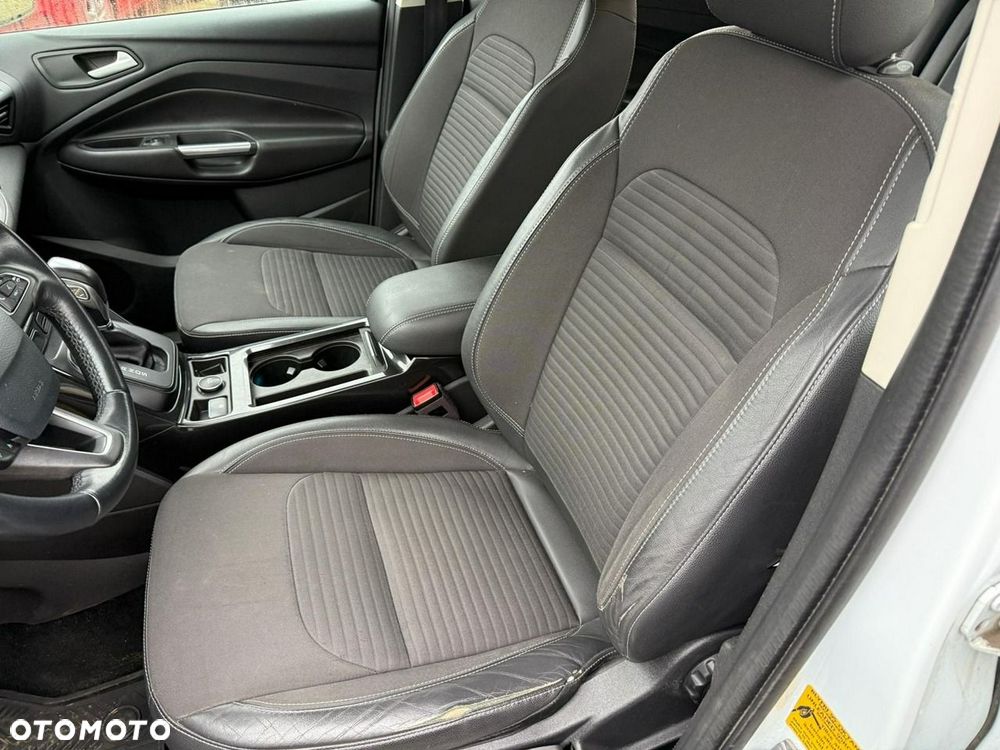 Ford Kuga - 15