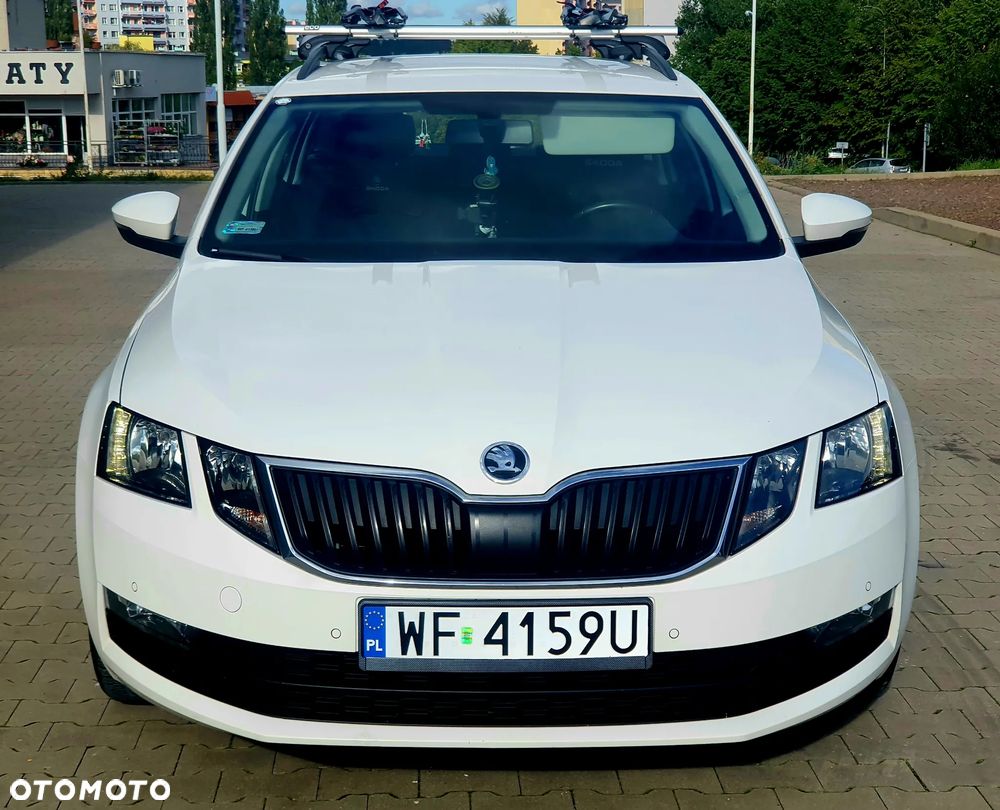 Skoda Octavia 1.5 TSI ACT Active - 3
