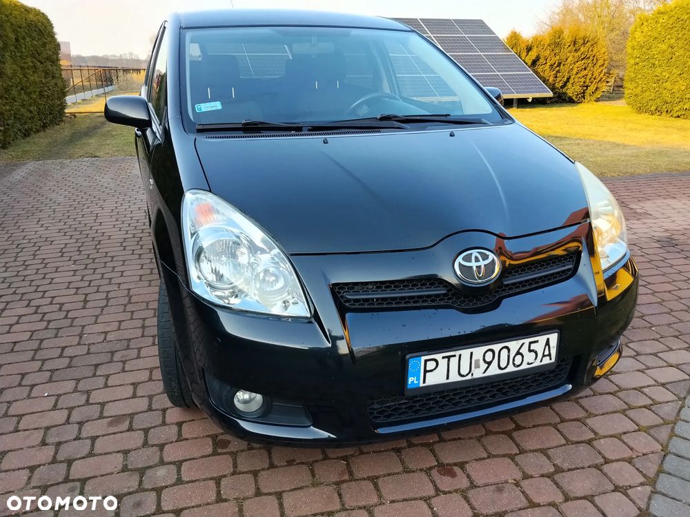 Toyota Corolla Verso 2.2 D-4D Premium - 8