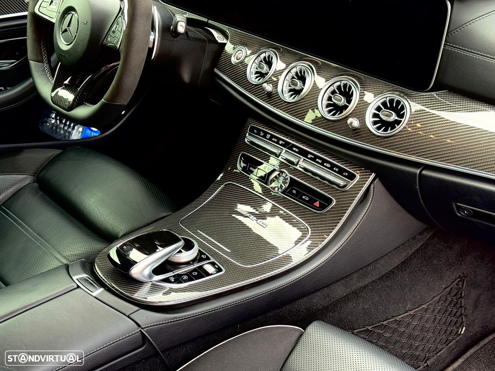 Mercedes-Benz E 63 AMG S 4-Matic+ - 13