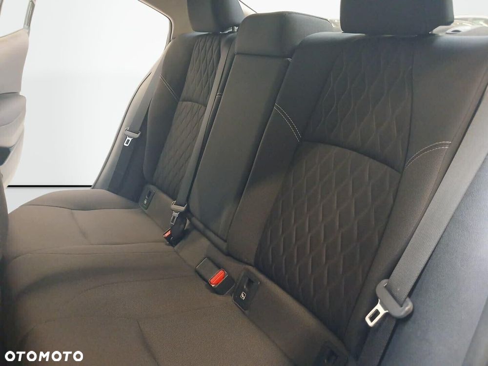 Toyota Corolla 1.5 Comfort - 26