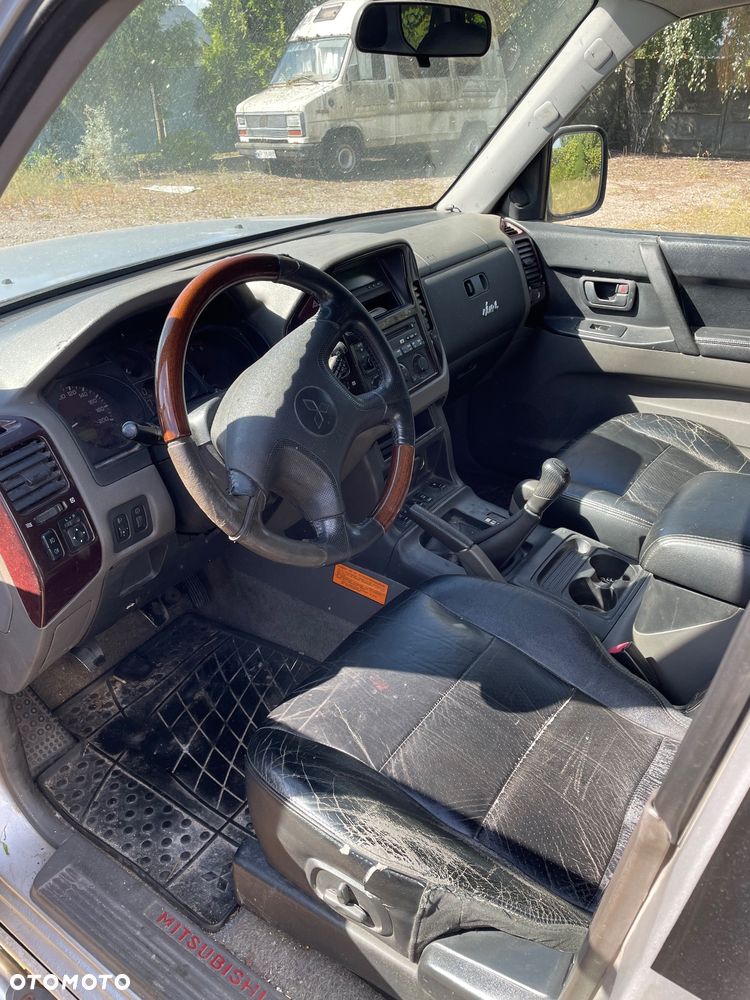 Mitsubishi Pajero 3.2 DID 7os - 5